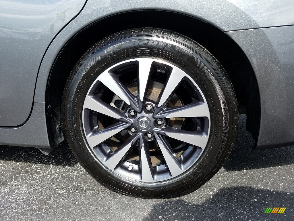2017 Altima 2.5 SV - Gun Metallic / Beige photo #20