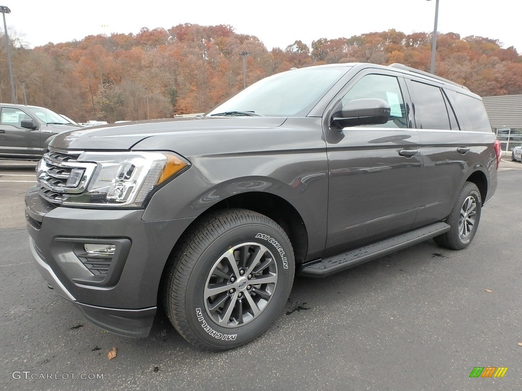 Magnetic Metallic 2019 Ford Expedition XLT 4x4 Exterior Photo #130440229