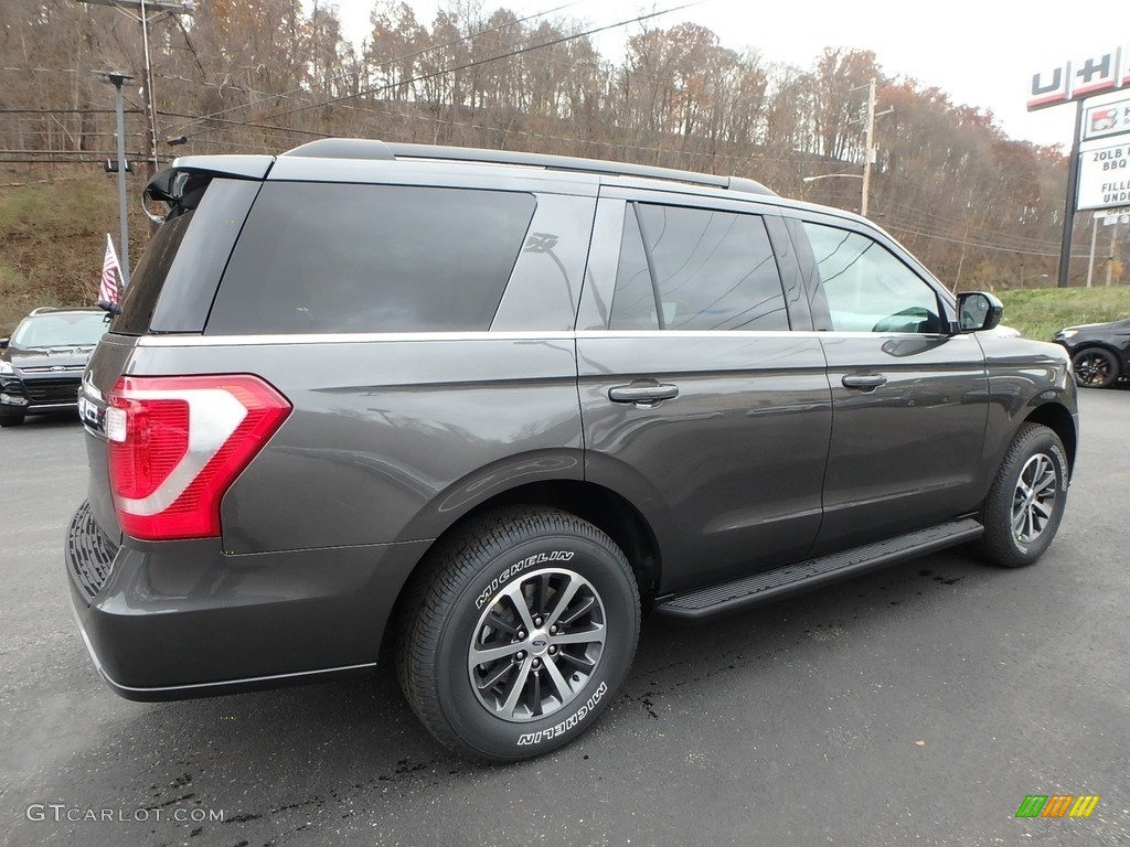 Magnetic Metallic 2019 Ford Expedition XLT 4x4 Exterior Photo #130440253