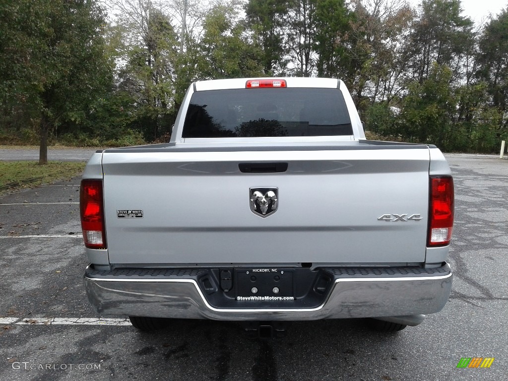 2019 1500 Classic Tradesman Quad Cab 4x4 - Bright Silver Metallic / Black/Diesel Gray photo #7