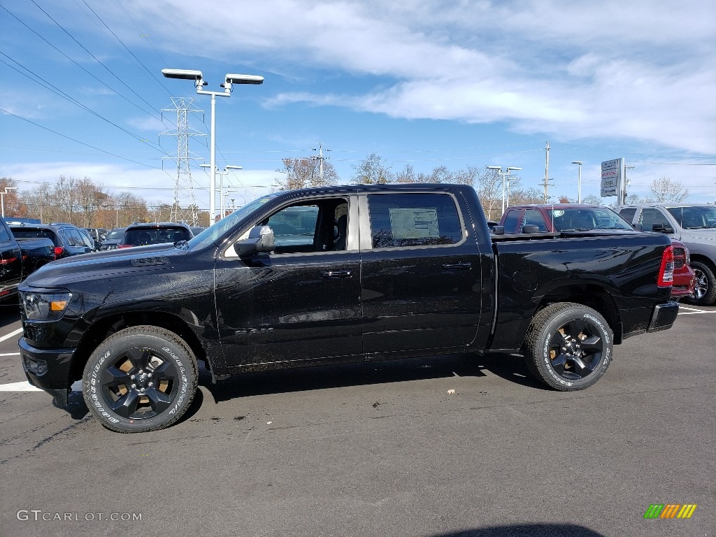 2019 1500 Big Horn Crew Cab 4x4 - Diamond Black Crystal Pearl / Black photo #3