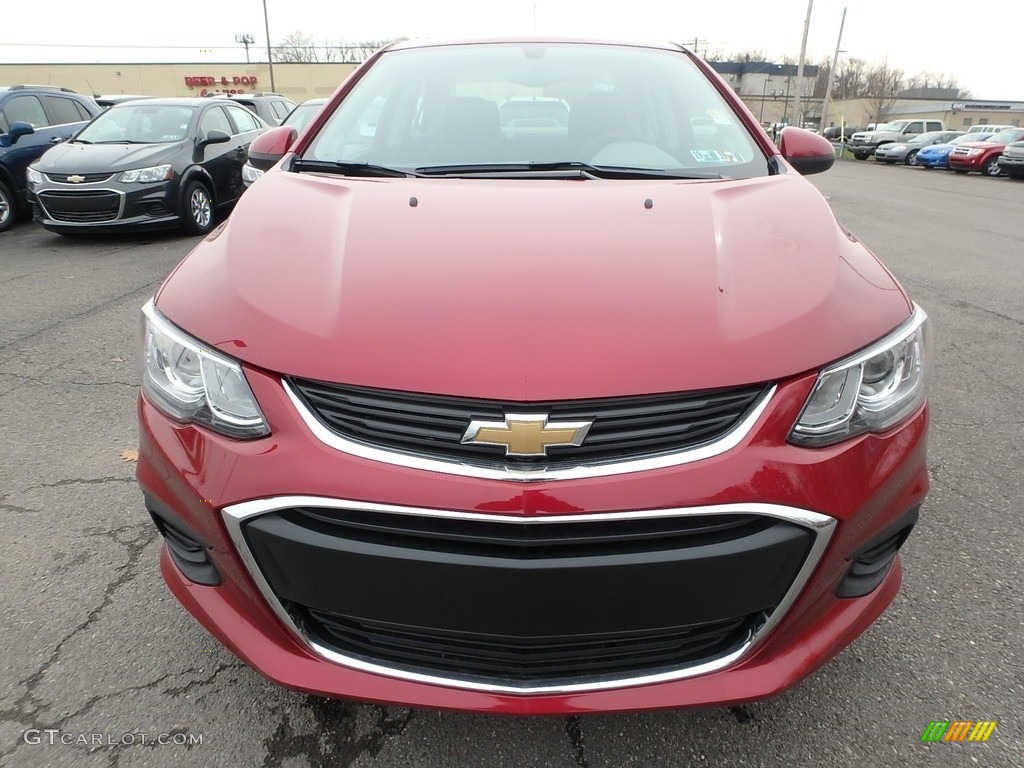 2019 Sonic LT Sedan - Cajun Red Tintcoat / Jet Black/­Dark Titanium photo #2