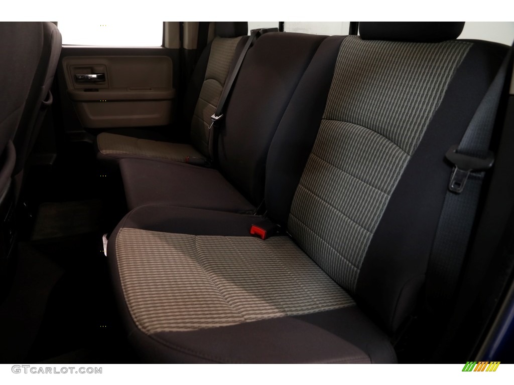 2010 Ram 1500 Big Horn Quad Cab 4x4 - Deep Water Blue Pearl / Dark Slate/Medium Graystone photo #18