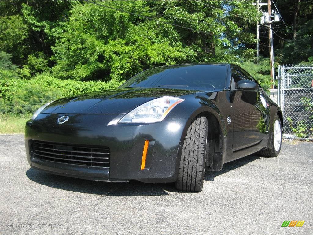 2004 350Z Touring Coupe - Super Black / Charcoal photo #4