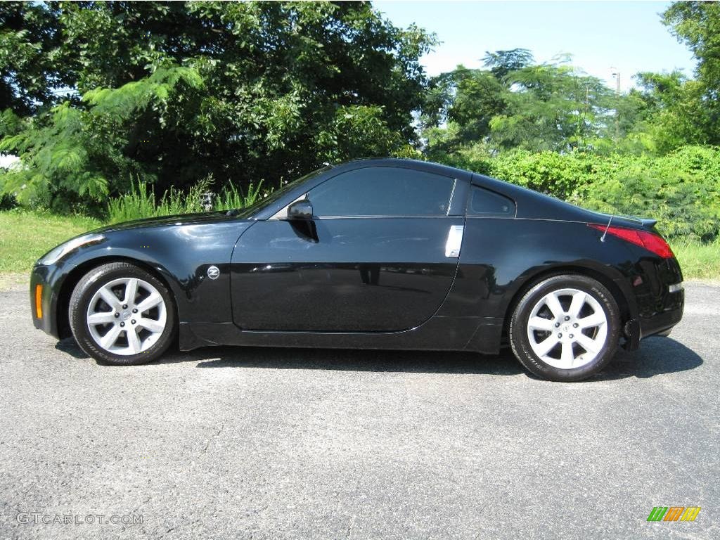 2004 350Z Touring Coupe - Super Black / Charcoal photo #5