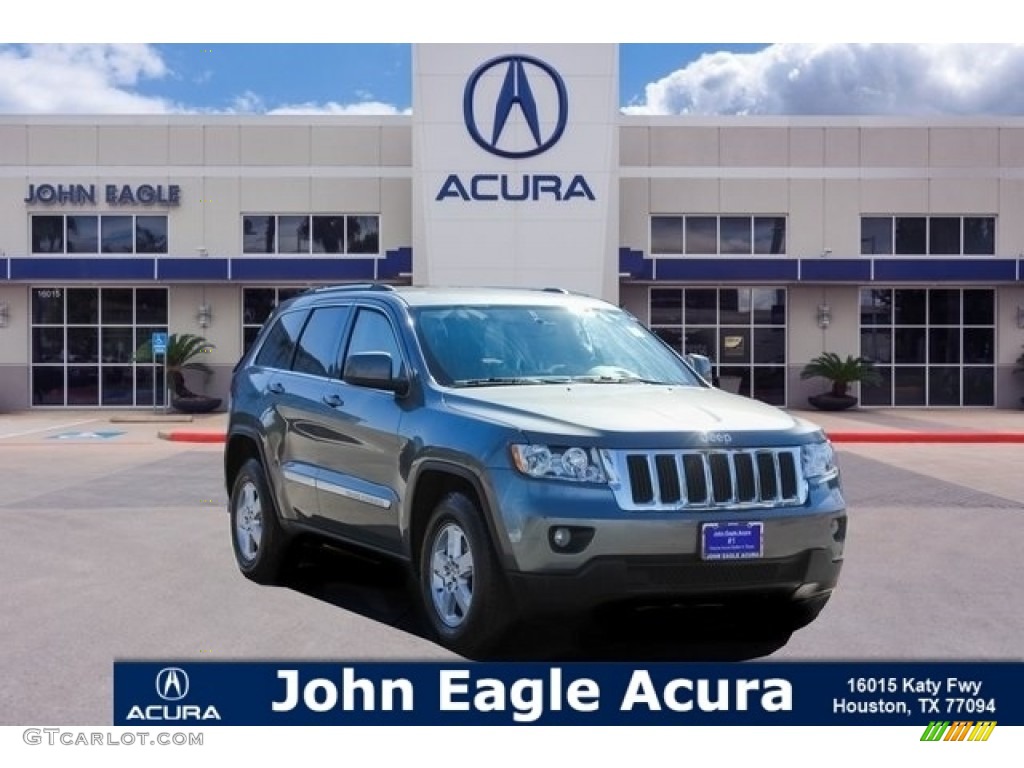 2013 Grand Cherokee Laredo - Mineral Gray Metallic / Dark Graystone/Medium Graystone photo #1