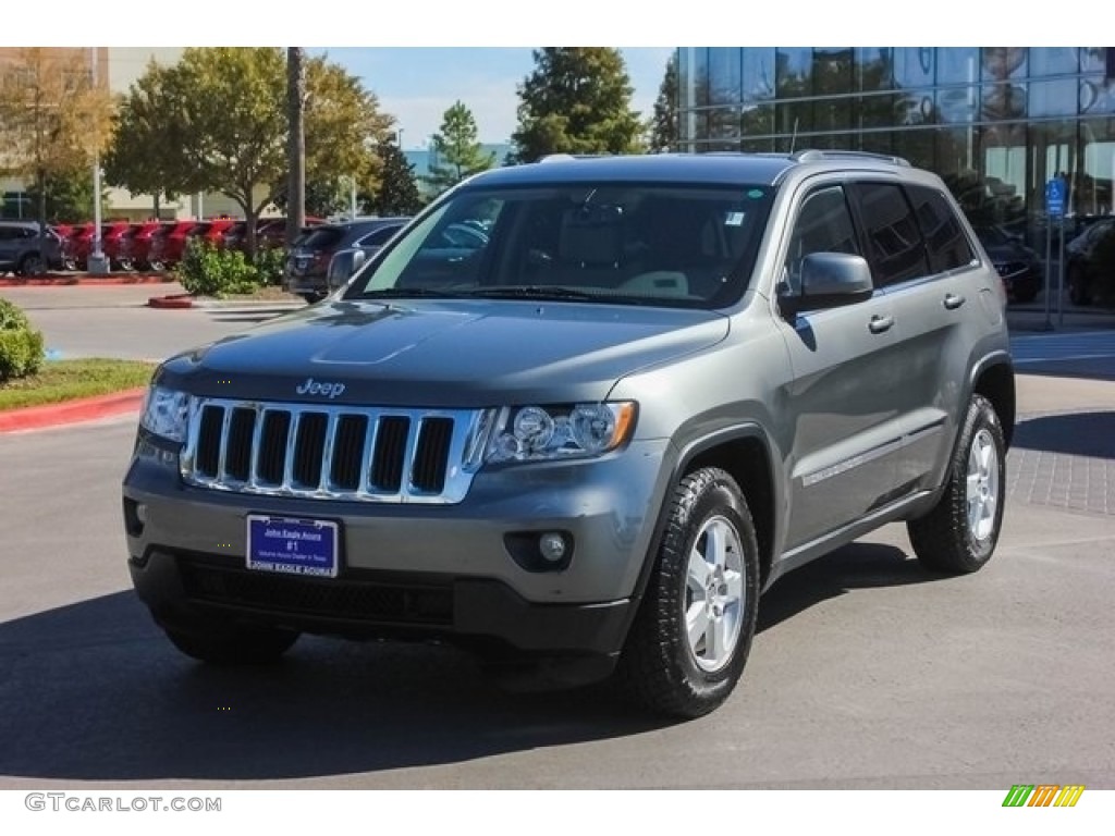 2013 Grand Cherokee Laredo - Mineral Gray Metallic / Dark Graystone/Medium Graystone photo #3