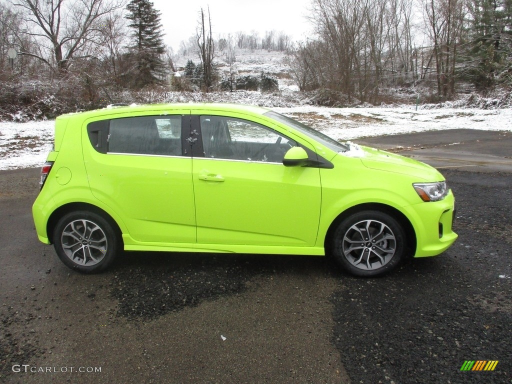 Shock 2019 Chevrolet Sonic LT Hatchback Exterior Photo #130462549