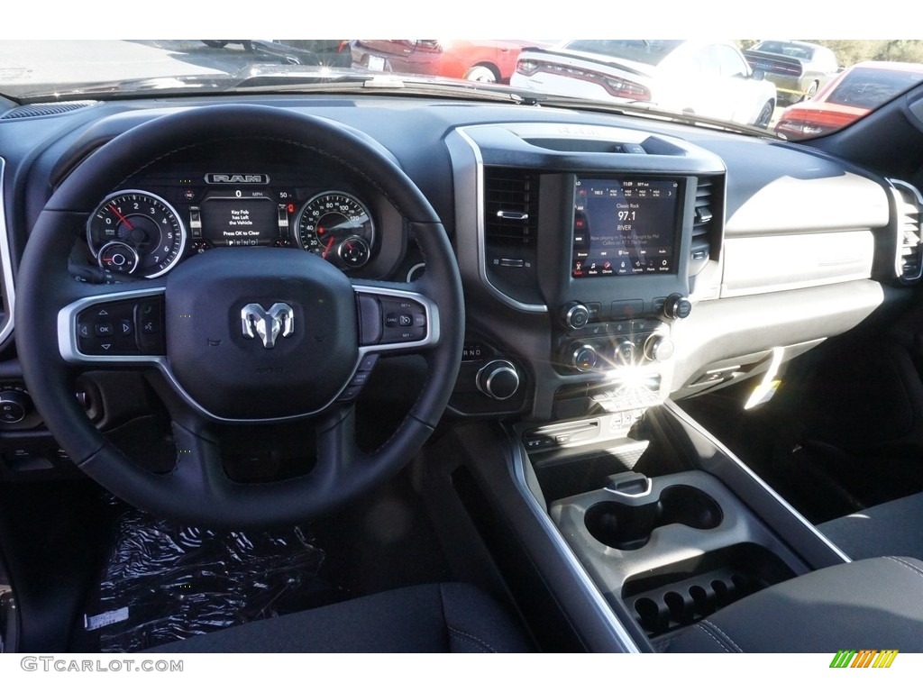 2019 1500 Big Horn Crew Cab - Granite Crystal Metallic / Black/Diesel Gray photo #6