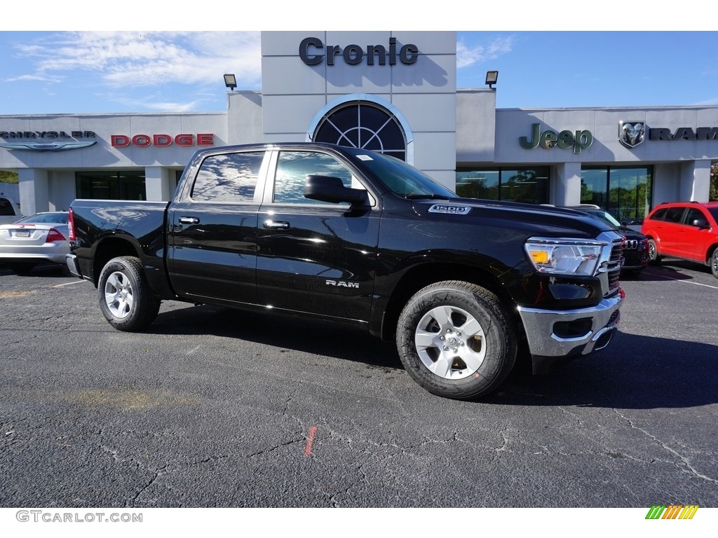 2019 1500 Big Horn Crew Cab - Diamond Black Crystal Pearl / Black/Diesel Gray photo #1
