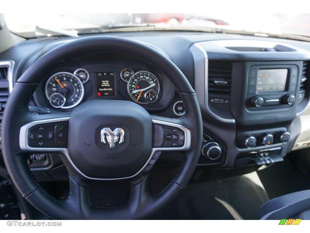 2019 1500 Big Horn Crew Cab - Diamond Black Crystal Pearl / Black/Diesel Gray photo #5