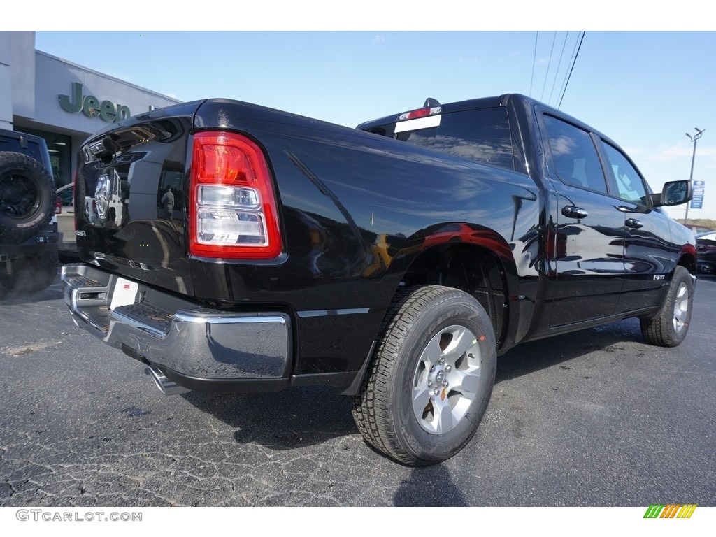 2019 1500 Big Horn Crew Cab - Diamond Black Crystal Pearl / Black/Diesel Gray photo #12