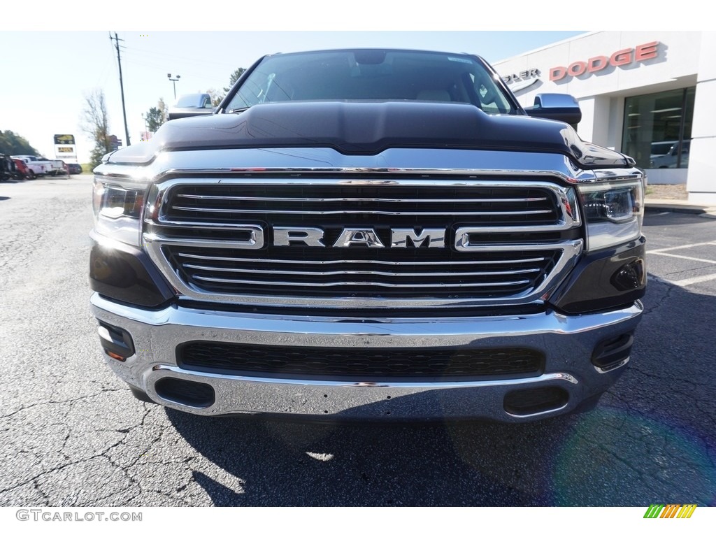 2019 1500 Laramie Crew Cab - Rugged Brown Pearl / Mountain Brown/Light Frost Beige photo #2