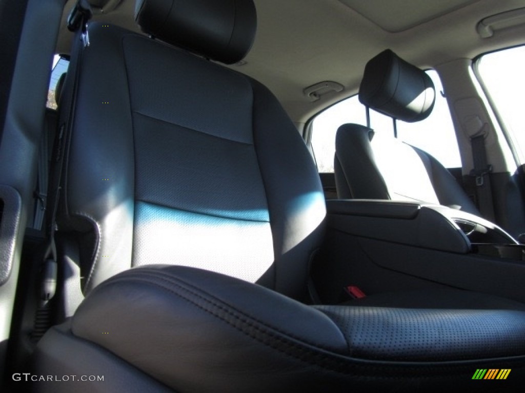 2014 Equus Signature - Caspian Black / Jet Black photo #23