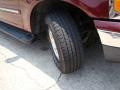 2000 Dark Toreador Red Metallic Ford Expedition XLT  photo #21