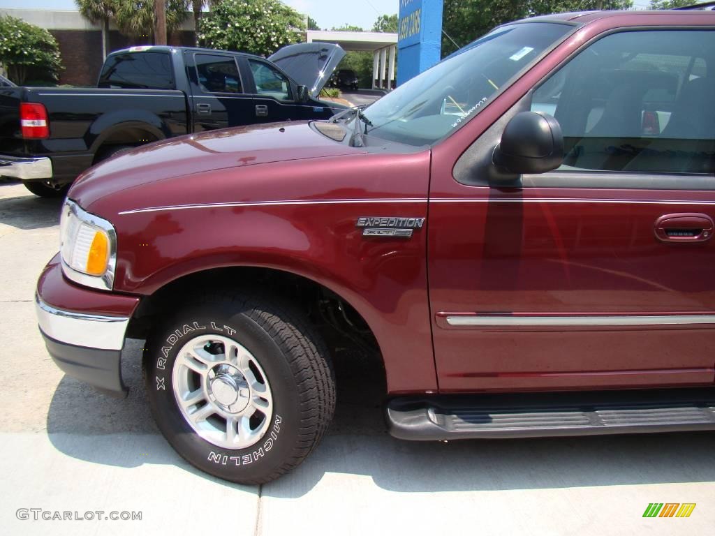 2000 Expedition XLT - Dark Toreador Red Metallic / Medium Graphite photo #23