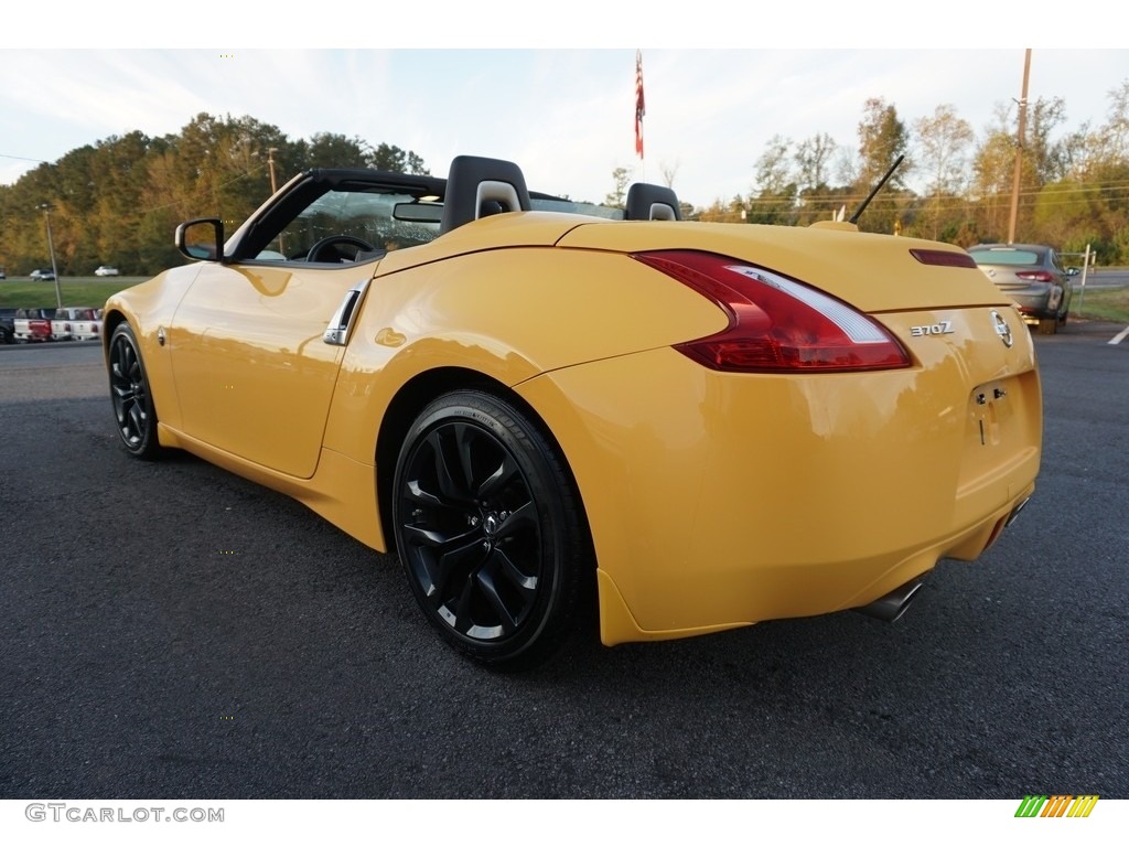 Chicane Yellow 2017 Nissan 370Z Touring Roadster Exterior Photo #130476500