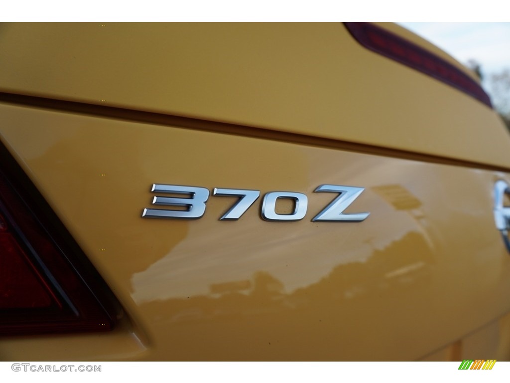 2017 Nissan 370Z Touring Roadster Marks and Logos Photo #130476571