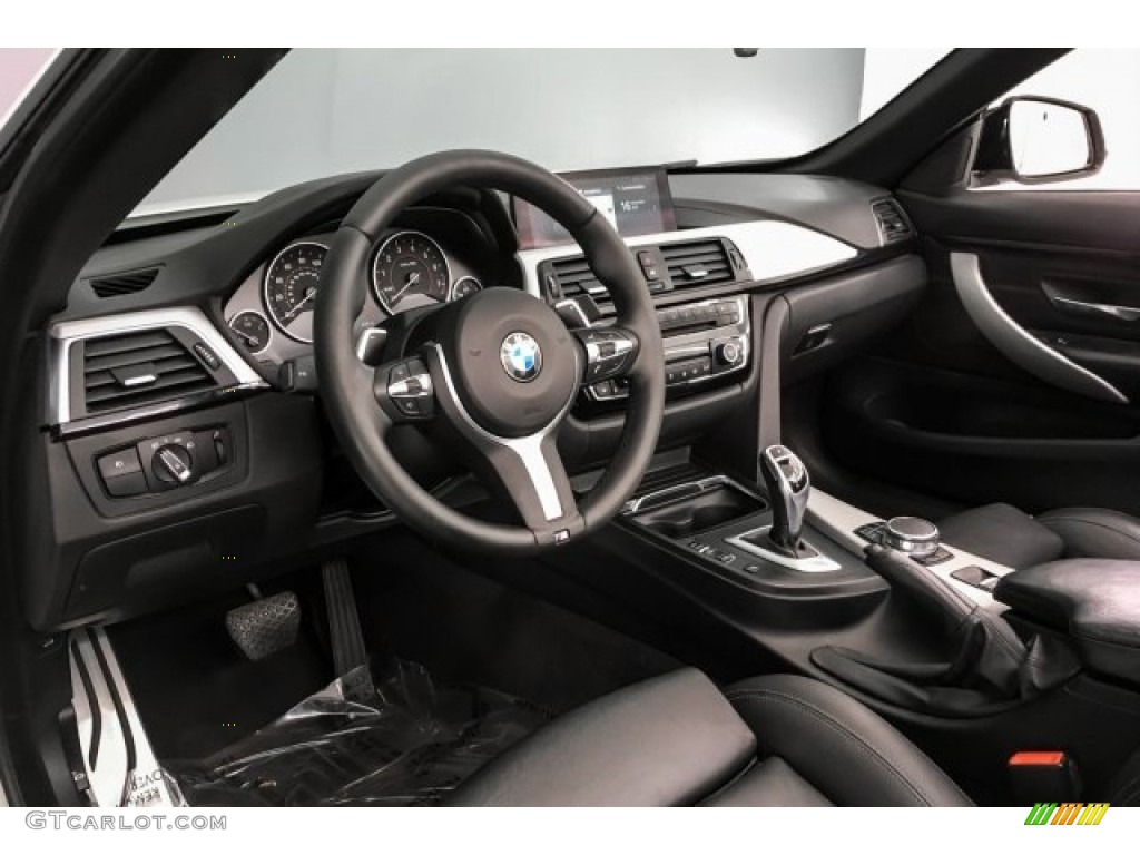2018 BMW 4 Series 430i xDrive Convertible Front Seat Photo #130477307