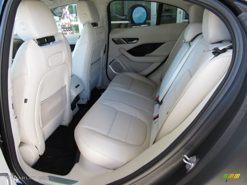 Ebony/Light Oyster Interior 2019 Jaguar I-PACE HSE AWD Photo #130478324