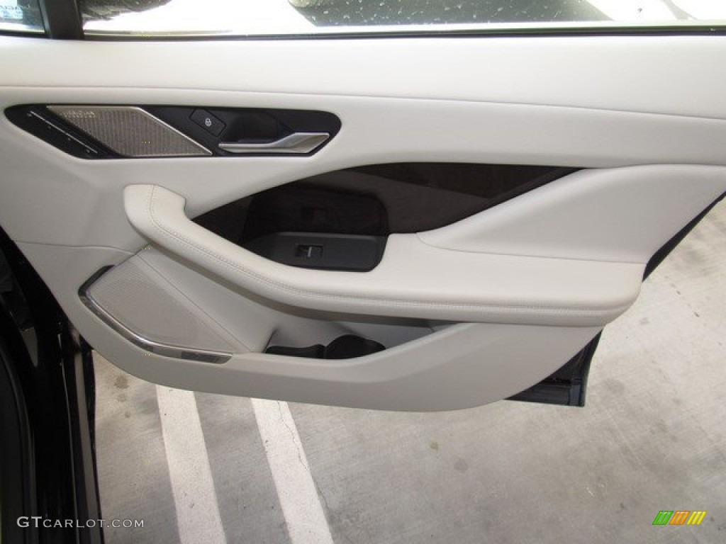 2019 Jaguar I-PACE HSE AWD Ebony/Light Oyster Door Panel Photo #130478465