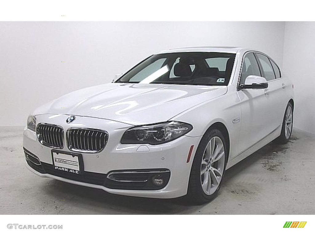 2016 5 Series 535i xDrive Sedan - Mineral White Metallic / Mocha photo #1