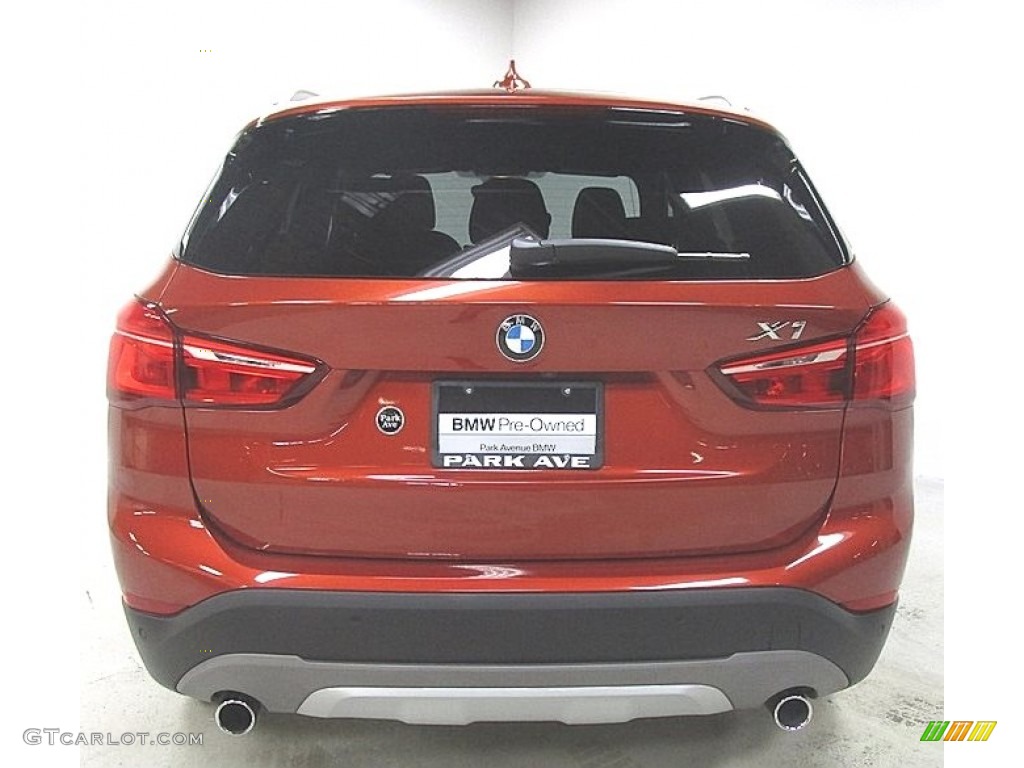 2018 X1 xDrive28i - Sunset Orange Metallic / Black photo #3