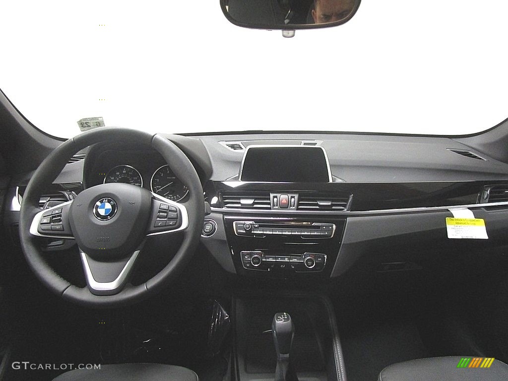 2018 X1 xDrive28i - Sunset Orange Metallic / Black photo #22
