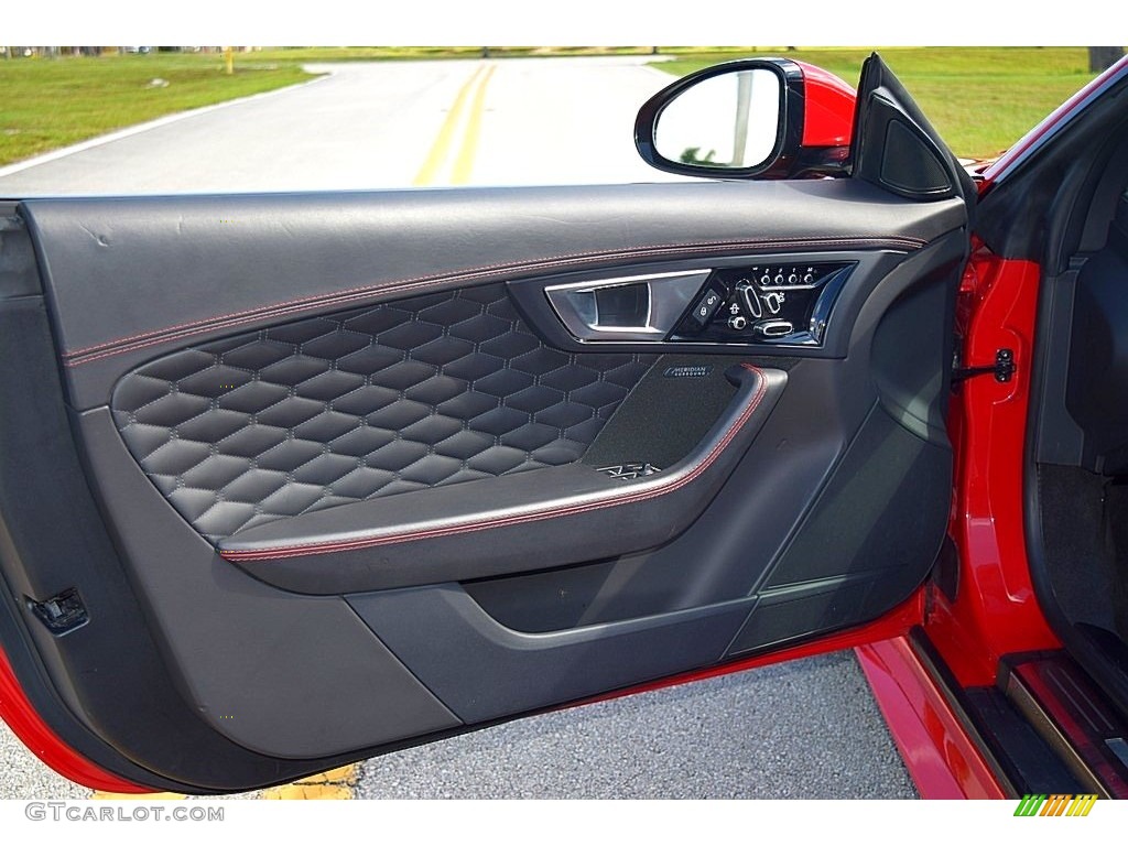 2017 Jaguar F-TYPE Convertible Door Panel Photos