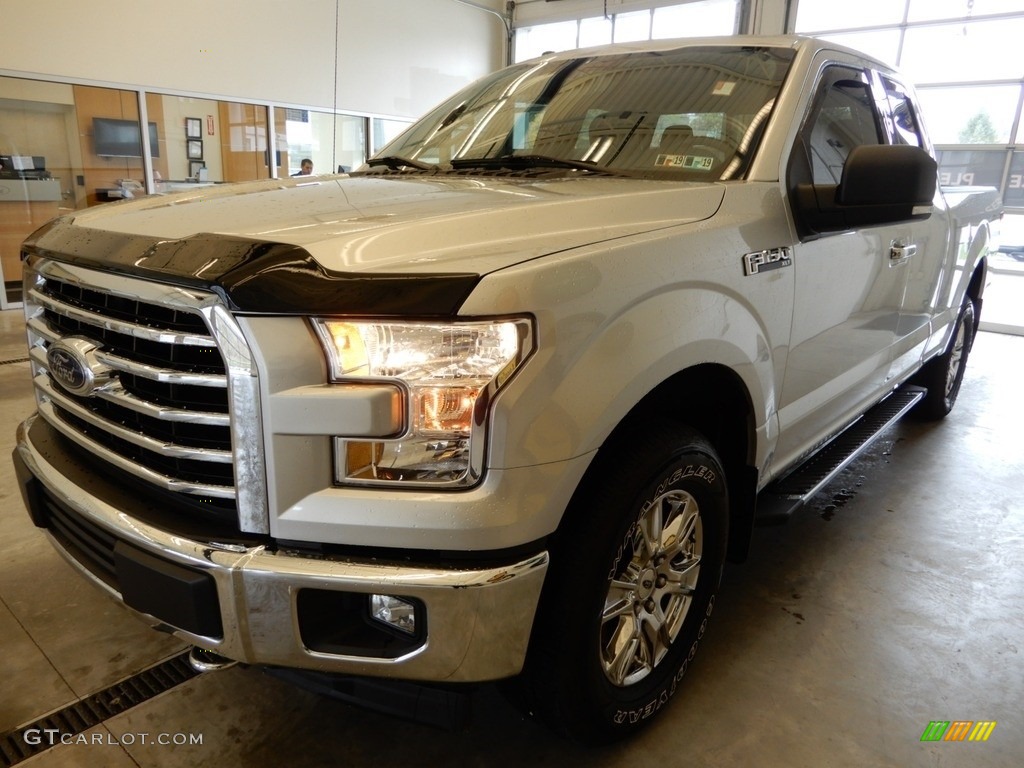 2017 F150 XLT SuperCab 4x4 - Ingot Silver / Earth Gray photo #7