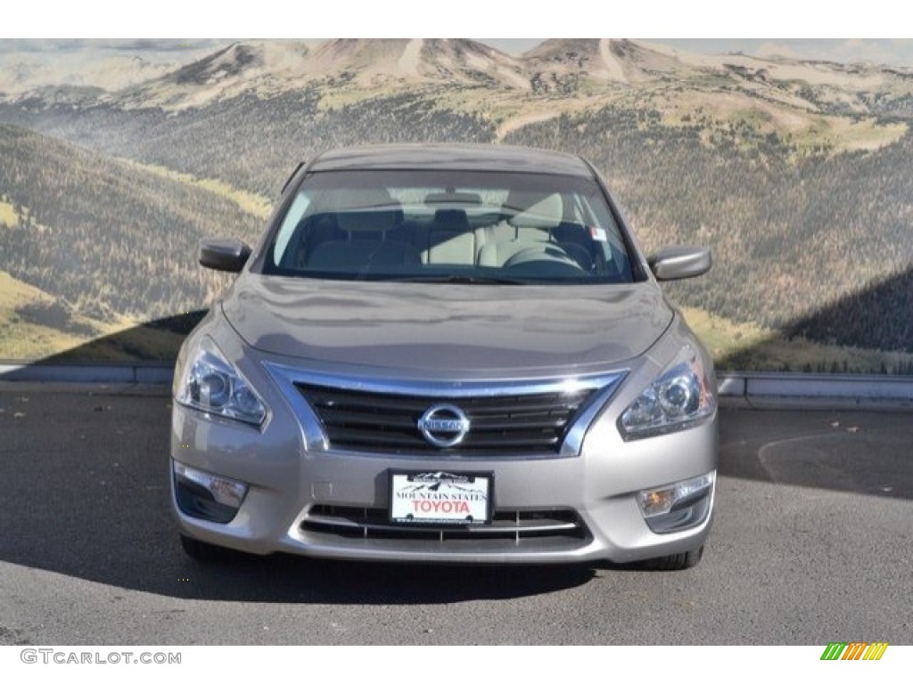 2014 Altima 2.5 S - Saharan Stone / Beige photo #4