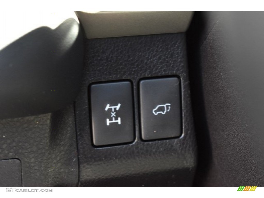 2018 RAV4 XLE AWD - Ruby Flare Pearl / Black photo #26