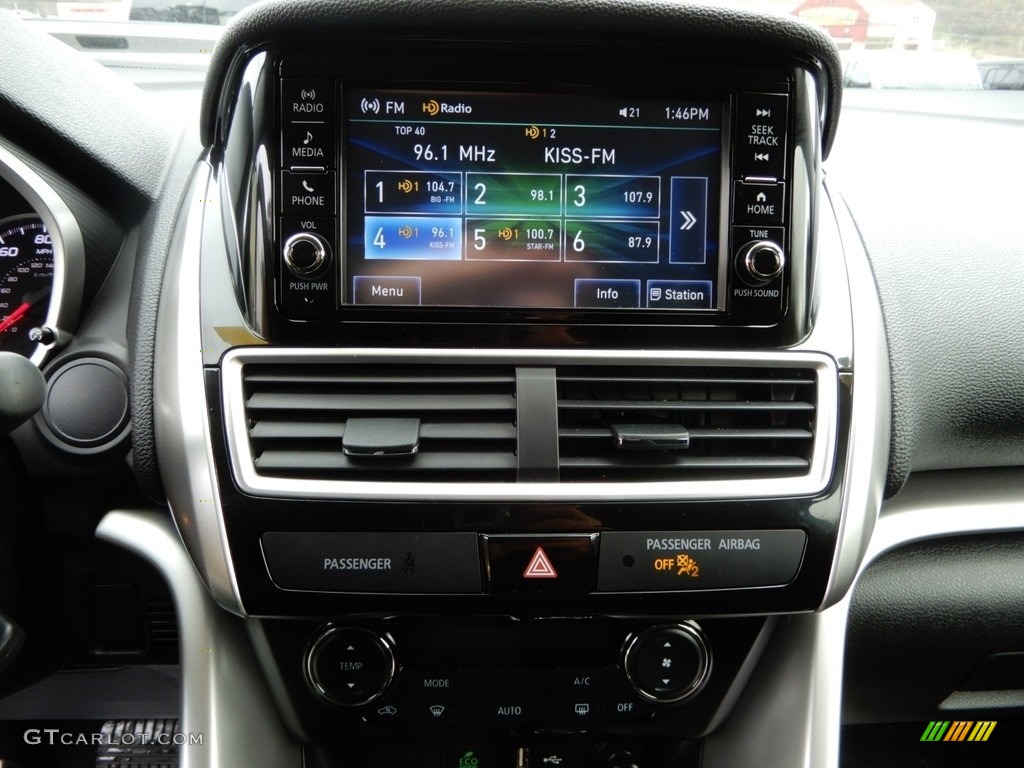 2018 Mitsubishi Eclipse Cross ES S-AWC Controls Photos