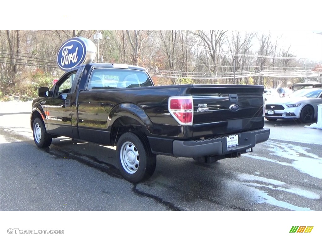 2010 F150 XL Regular Cab - Tuxedo Black / Medium Stone photo #5