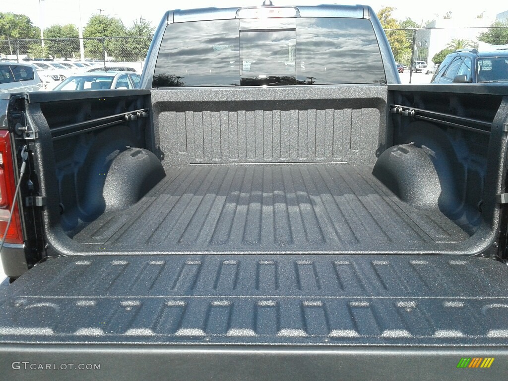 2019 1500 Laramie Crew Cab 4x4 - Maximum Steel Metallic / Black photo #19