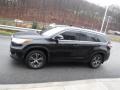 2016 Midnight Black Metallic Toyota Highlander XLE AWD  photo #7