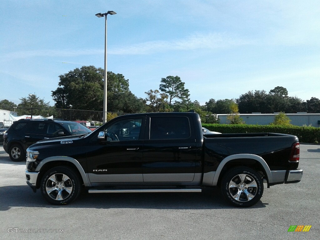 2019 1500 Laramie Crew Cab 4x4 - Diamond Black Crystal Pearl / Black photo #2