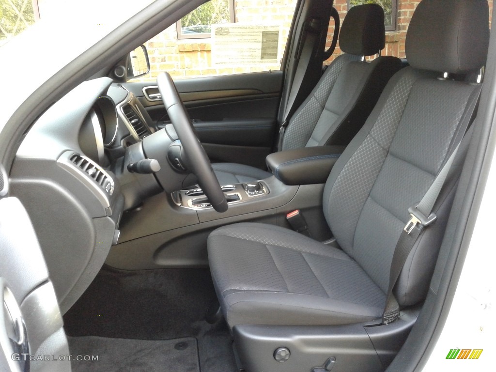 2018 Grand Cherokee Altitude 4x4 - Bright White / Black photo #10