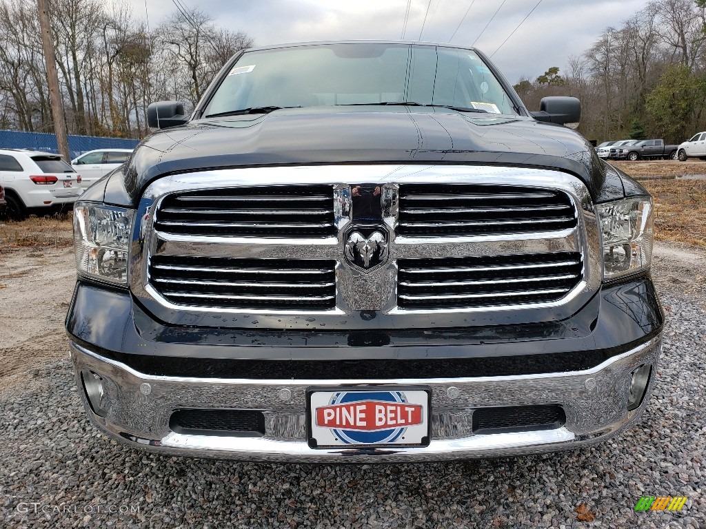 2019 1500 Classic Big Horn Crew Cab 4x4 - Brilliant Black Crystal Pearl / Black/Diesel Gray photo #2