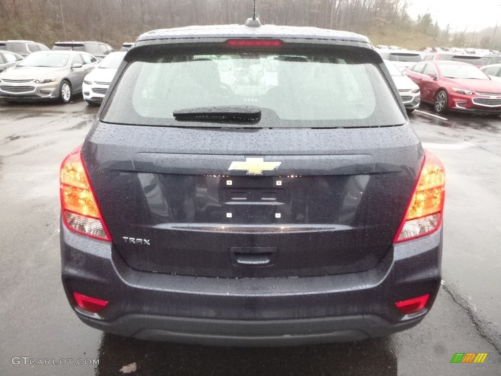 2019 Trax LS - Storm Blue Metallic / Jet Black photo #4