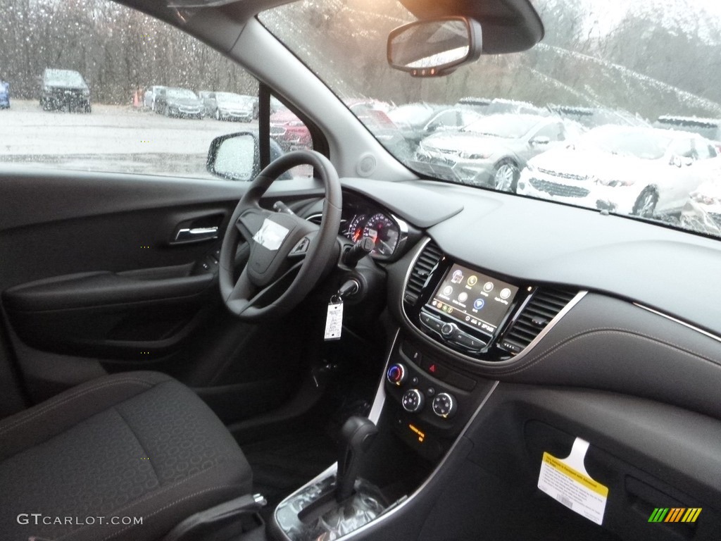 2019 Trax LS - Storm Blue Metallic / Jet Black photo #11