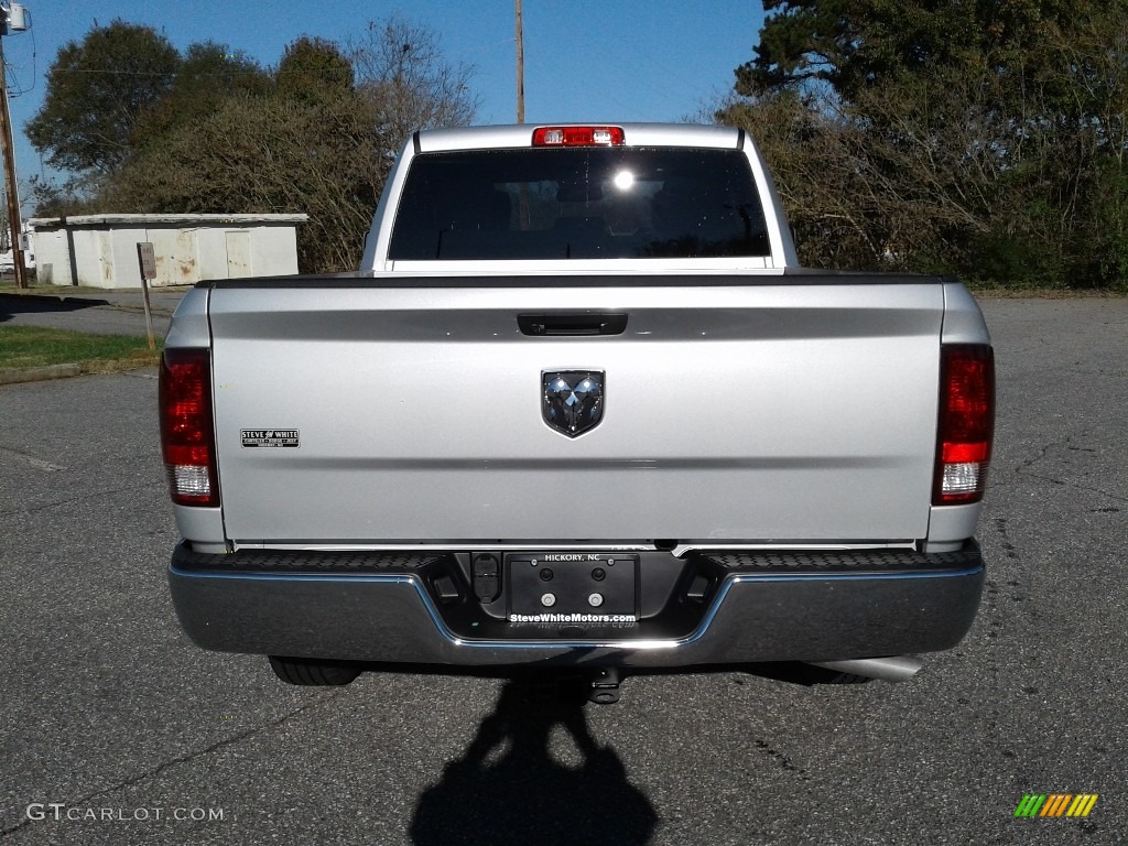 2019 1500 Classic Tradesman Quad Cab - Bright Silver Metallic / Black/Diesel Gray photo #7