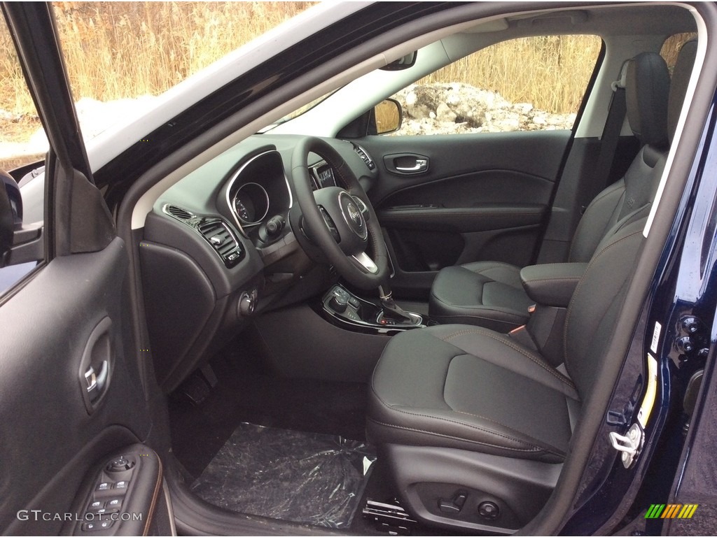 2019 Jeep Compass Limited 4x4 Front Seat Photo #130510430