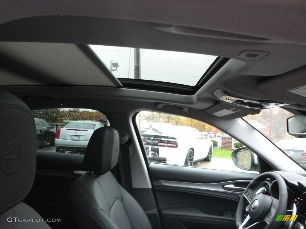 2019 Stelvio Sport AWD - Silverstone Gray Metallic / Black photo #16