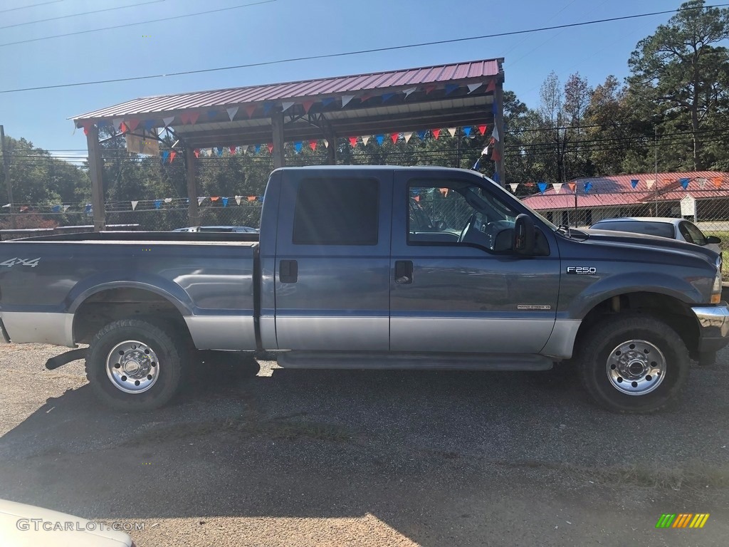 2004 F250 Super Duty Lariat Crew Cab 4x4 - Medium Wedgewood Blue Metallic / Medium Parchment photo #4