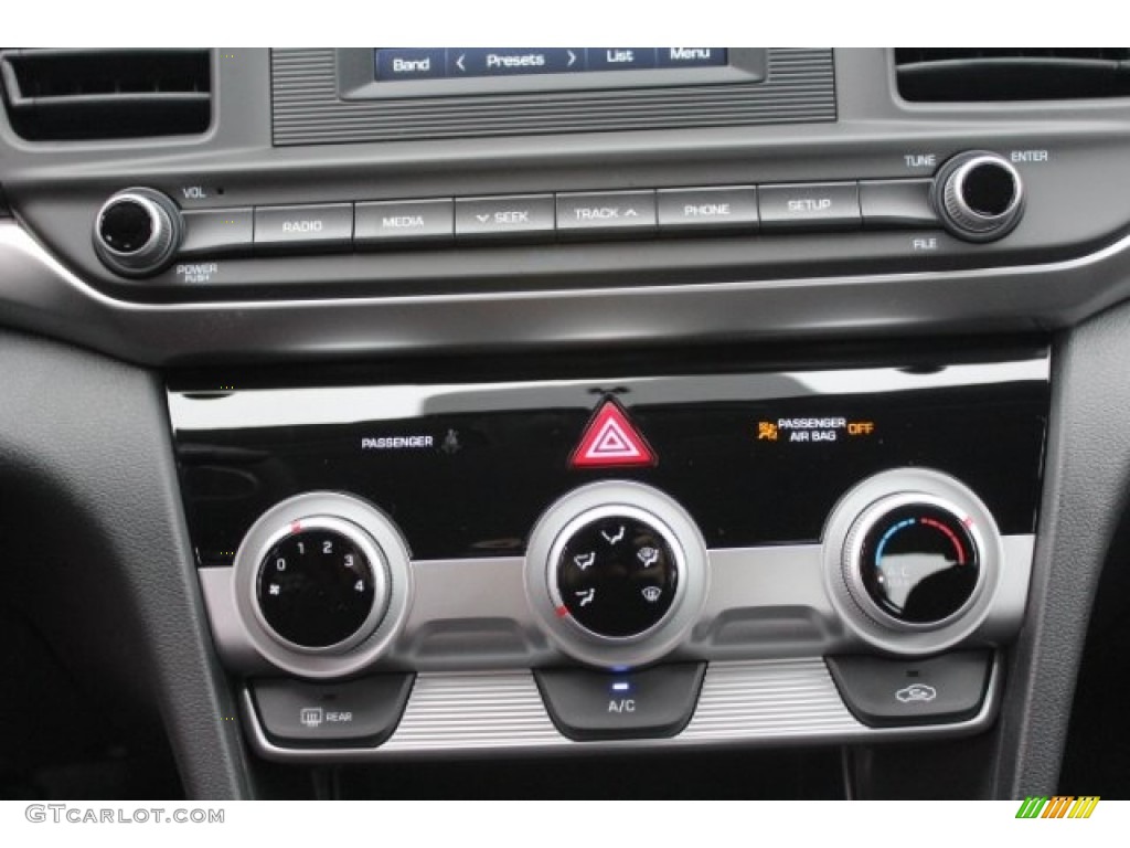 2019 Elantra SE - Machine Gray / Black photo #12