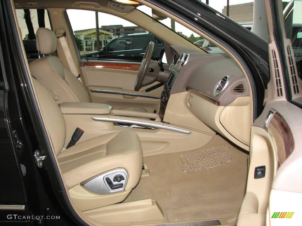 2008 GL 450 4Matic - Black / Macadamia photo #9