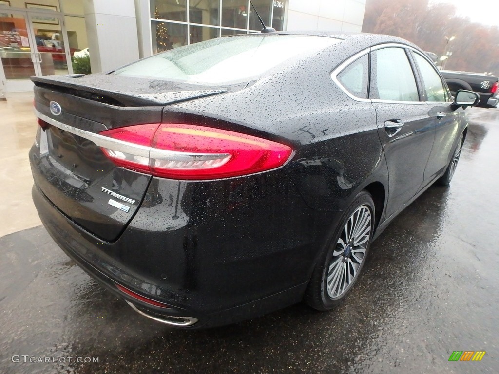 2018 Fusion Titanium AWD - Shadow Black / Ebony photo #2