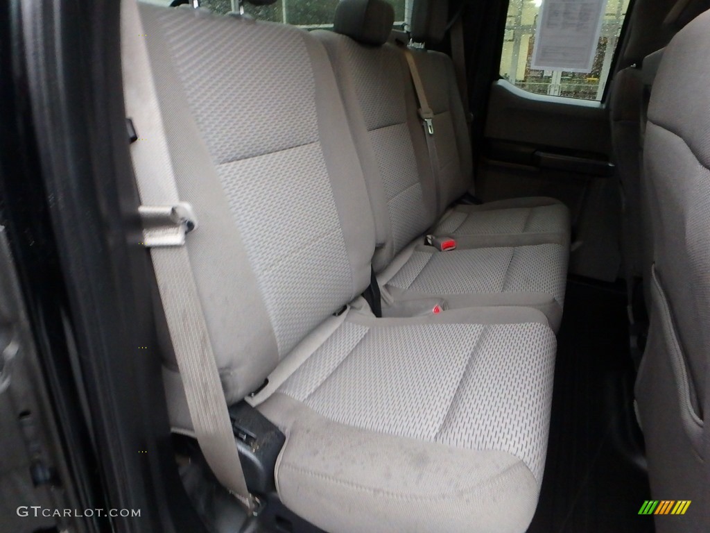 2017 F150 XLT SuperCab 4x4 - Shadow Black / Earth Gray photo #13