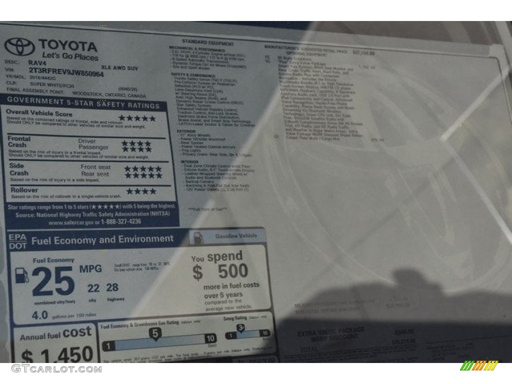 2018 RAV4 XLE AWD - Super White / Black photo #37